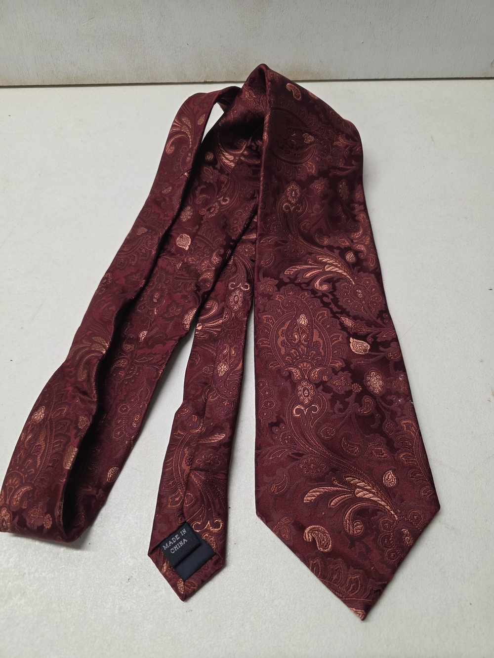 Sean John Red Hand Made 100% Silk Men’s Neck Tie